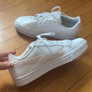 White & light pink leather Reebok casual runners
